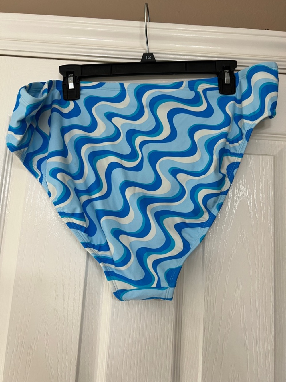 NWT- 3 Piece Bikini Set - Picture 5 of 9